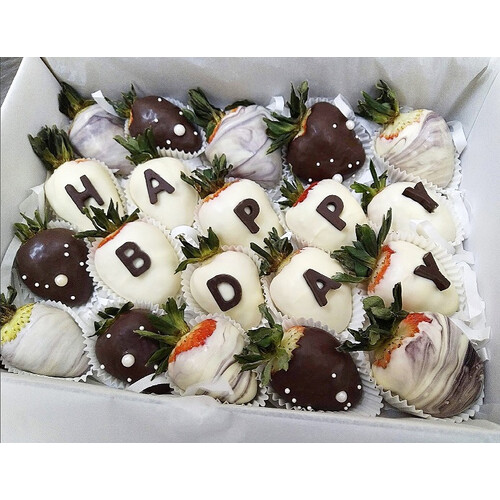 20pcs Black & White Marble Chocolate Strawberries Gift Box (Custom Wording)